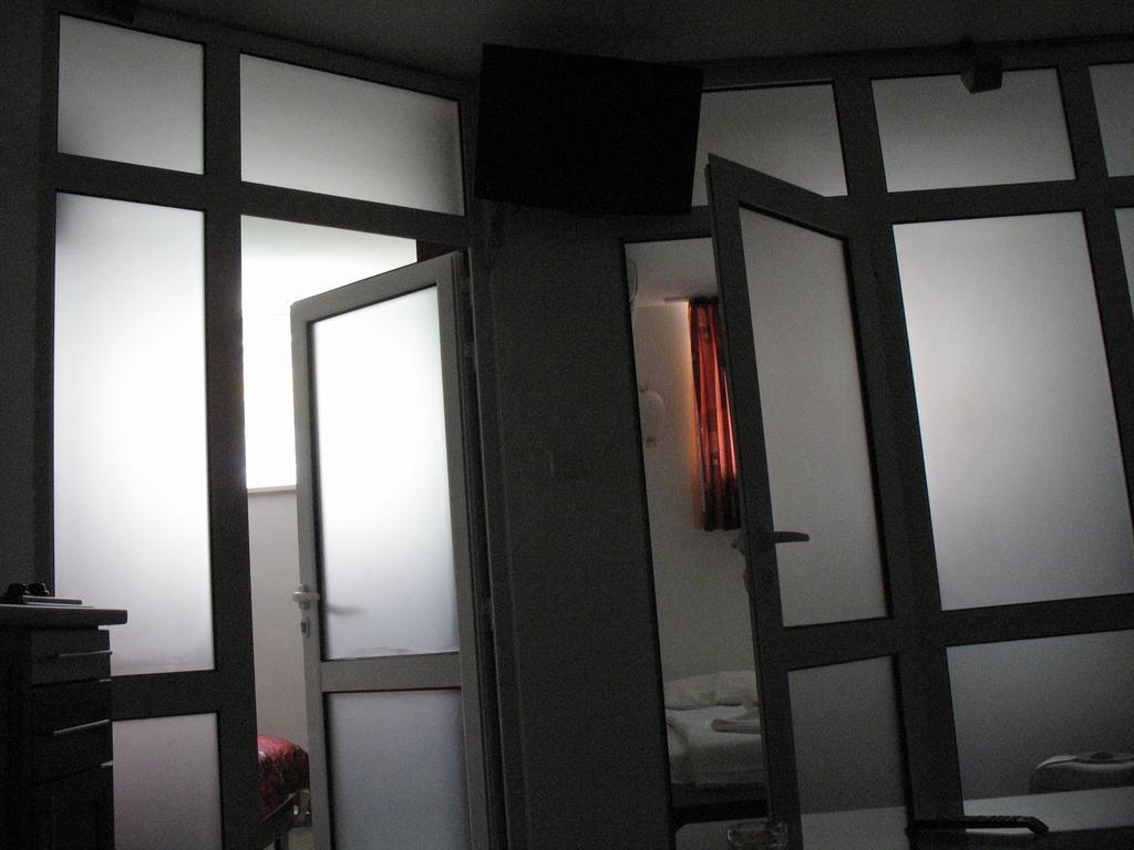 Milennia Family Hotel Pantai Sunny Ruang foto